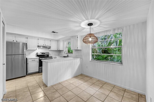 Building Photo - 3200 Binnacle Dr