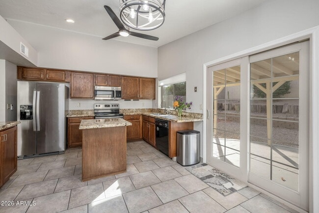 Building Photo - 9440 S 44th St