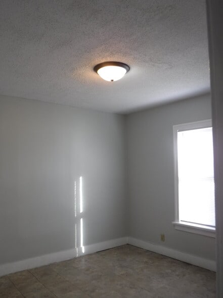 Building Photo - 3617 Penn St