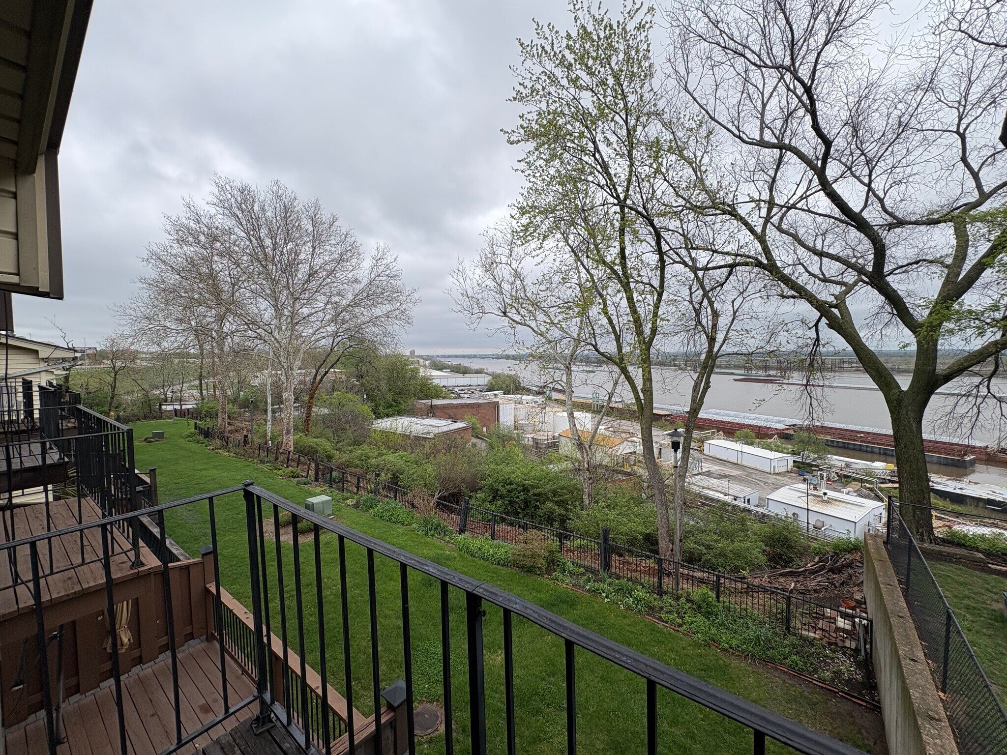 Mississippi River views - 4564 Ohio Ave