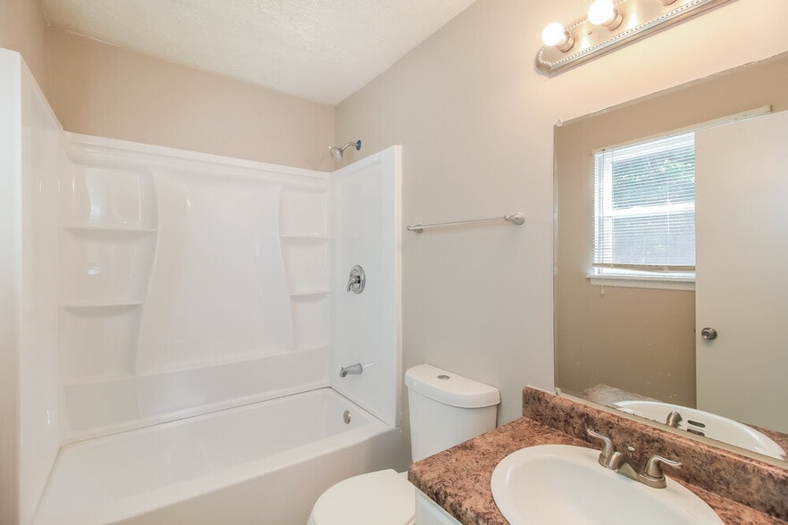 Building Photo - 3500 Keels Ln
