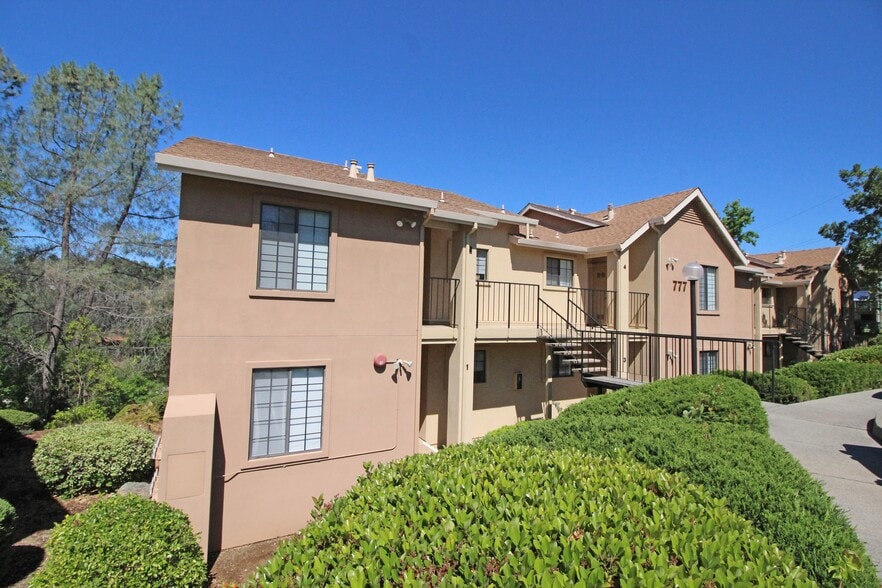 Foothill Terrace 765789 Mikkelsen Dr Auburn CA 95603 Apartment Finder