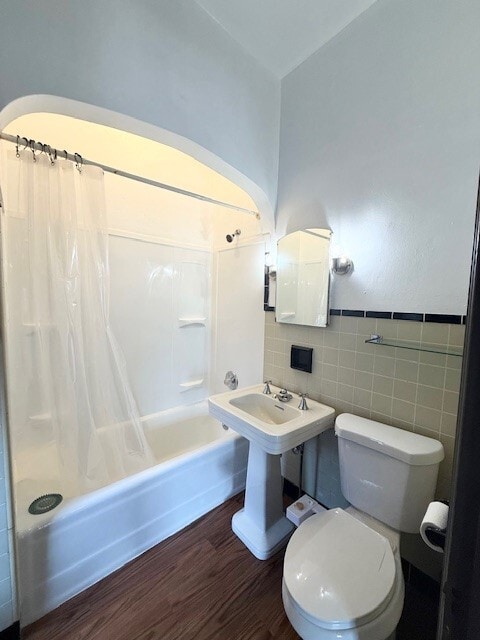 Building Photo - 153 Chapin St