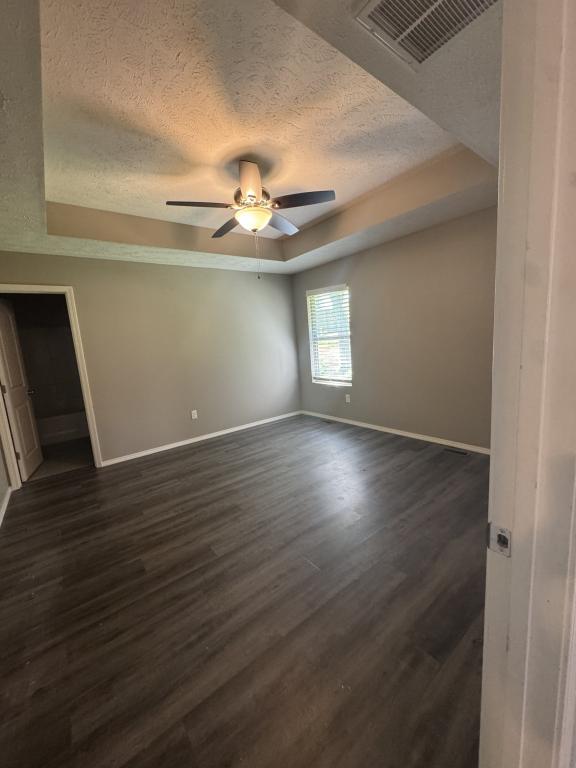 Building Photo - 5849 Geranium Ln