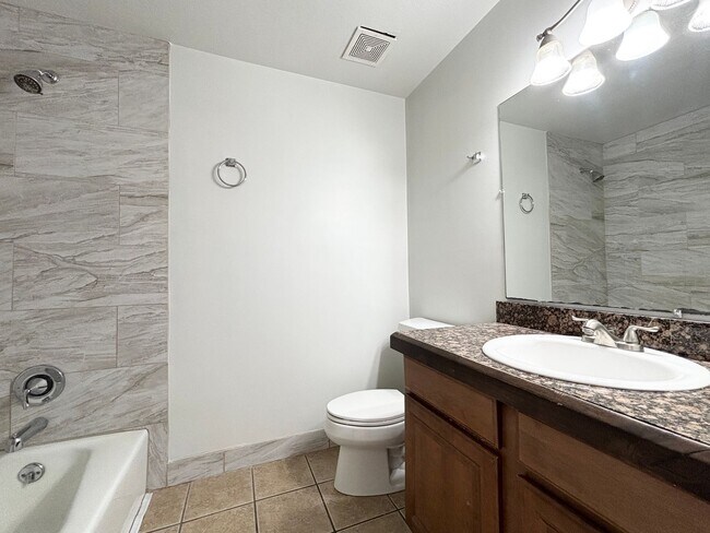 Building Photo - 856 E Park Mesa Way