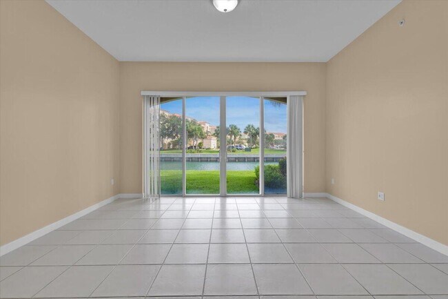 Building Photo - 5 Harbour Isle Dr E