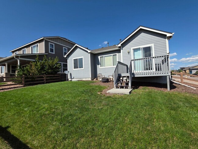 Building Photo - 3 Bed 3 Bath House in Wolf Ranch!!