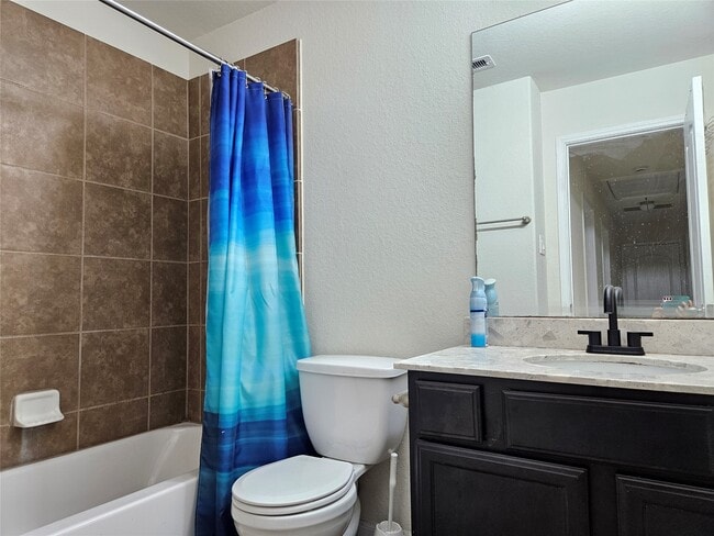 Building Photo - 5231 Lagoon Ct