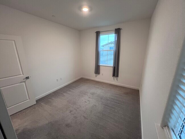Building Photo - 3800 Firestar Way
