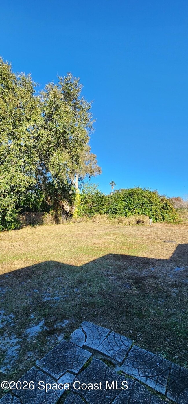 Building Photo - 2442 Mercury Dr