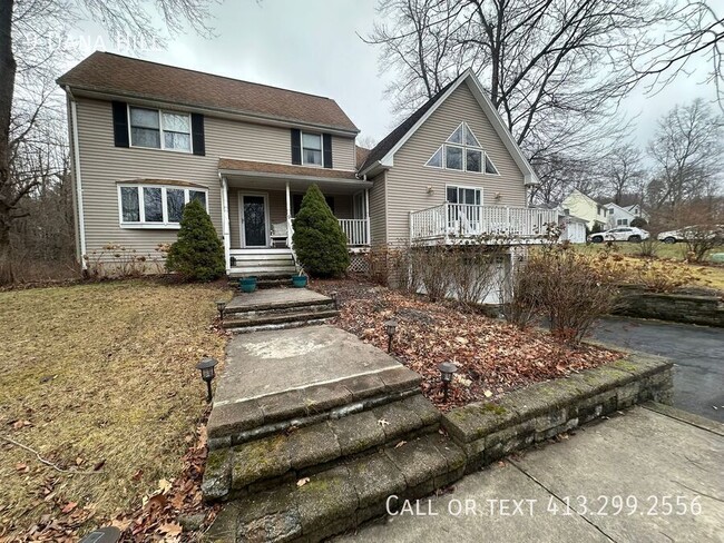 Building Photo - Rare Chance for a Pristine 4 BR, Single Fa...