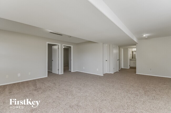 Building Photo - 5322 Bradley Cir