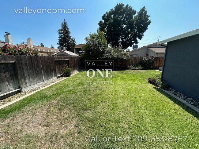 Building Photo - Commuter-Friendly 3 Bed, 2 Bath Home on Quiet Cul-De-Sac