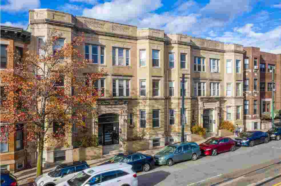 Building Photo - 882 Huntington Ave