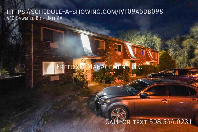 Building Photo - 440 Sawmill Rd