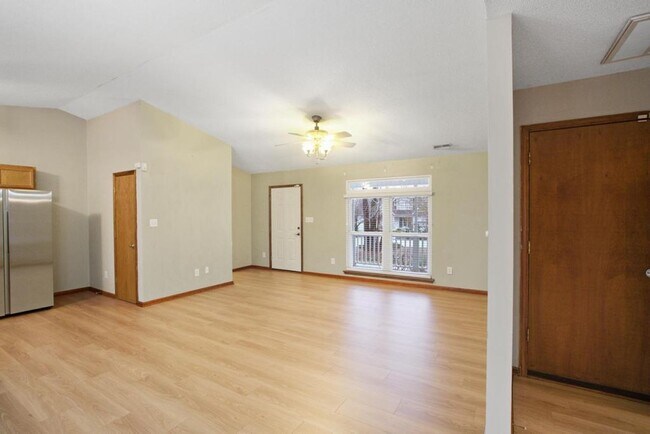 Building Photo - Community Water Access! Gorgeous Home!