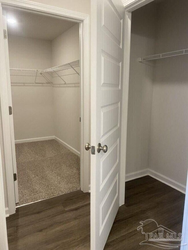 Building Photo - 5155 Gaineswood Dr