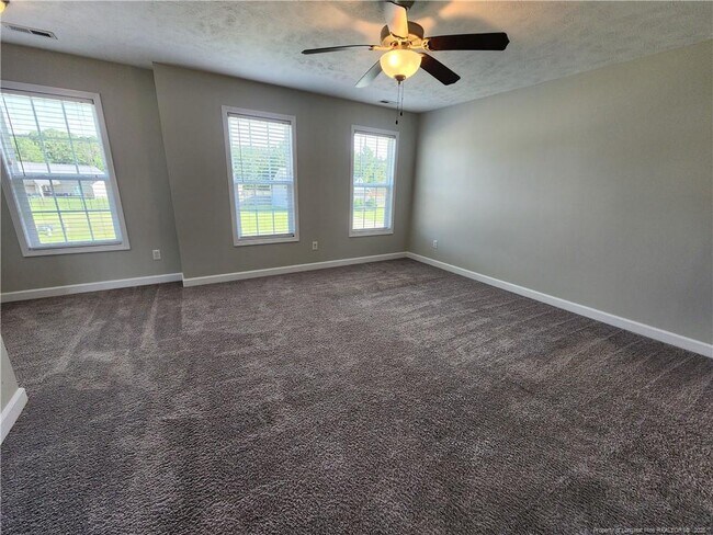 Building Photo - 2804 Ally Rayven Dr
