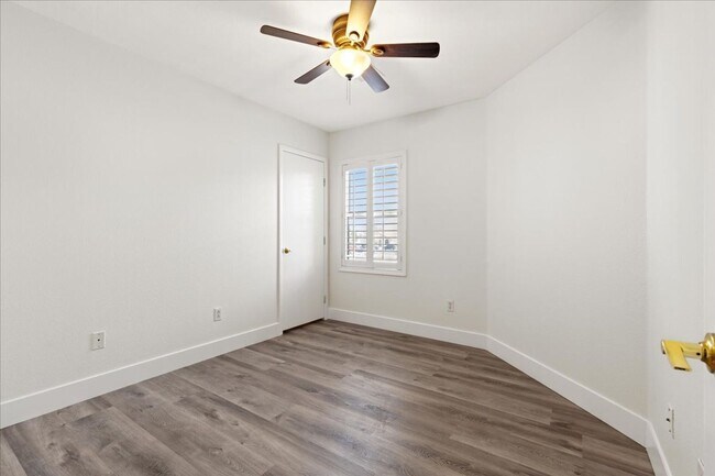 Building Photo - Fabulous Highly Upgraded Home!