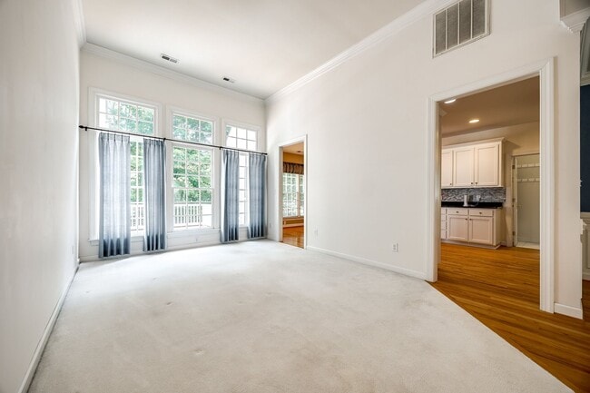 Building Photo - Exceptional 4 Bedroom Ranch in Steele Creek!