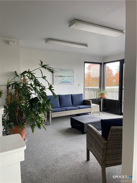 Building Photo - 146 High St