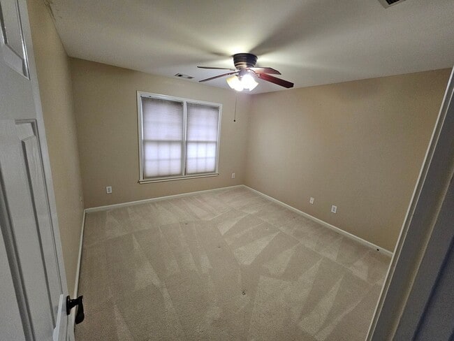 Building Photo - 3712 Wickford Ln