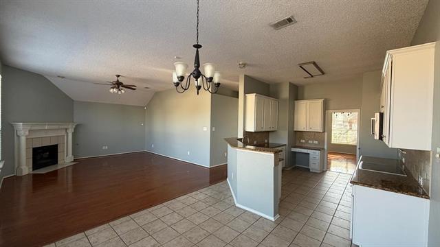 Building Photo - 3517 Mason Dr