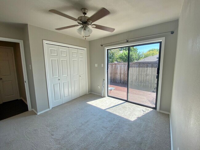 Building Photo - 3924 Denham Way