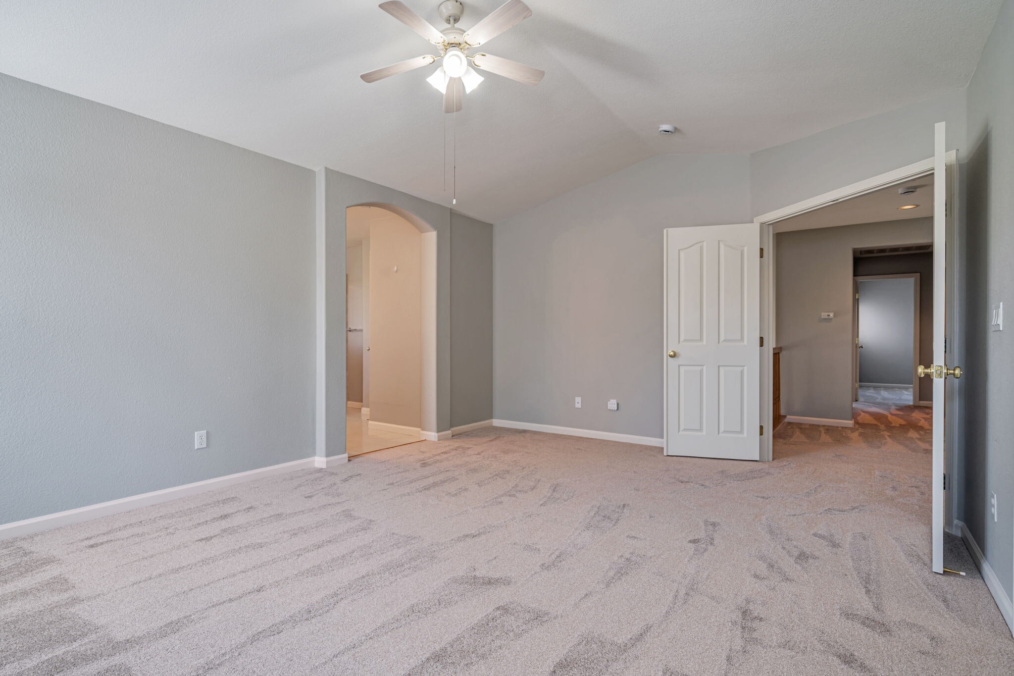 Building Photo - 2171 Beech Cmn
