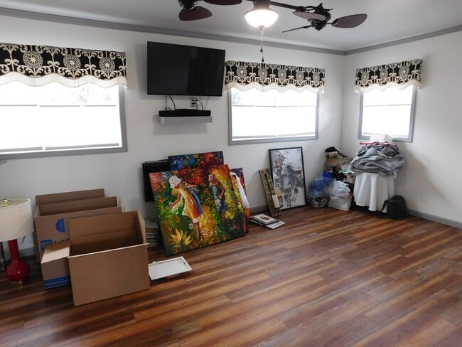 Building Photo - 103 Boatswain Dr