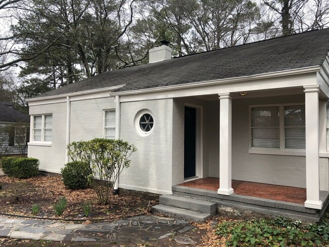Primary Photo - Great Emory Area Rental