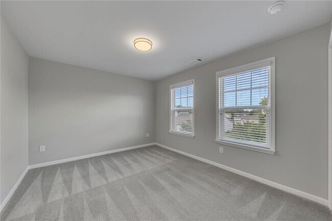 Building Photo - 522 Evans Ln