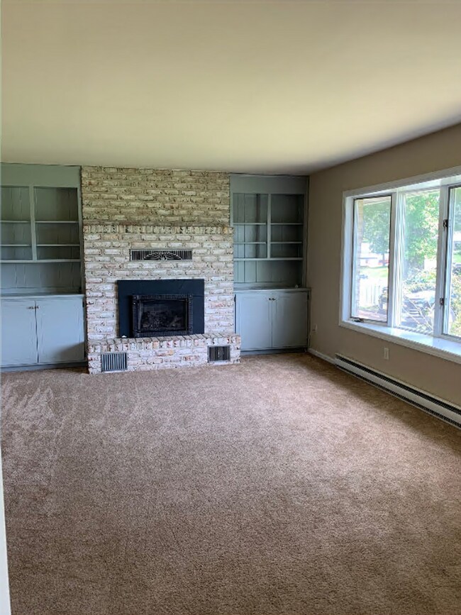 Building Photo - Spacious 3-Bedroom with Partially Finished Basement