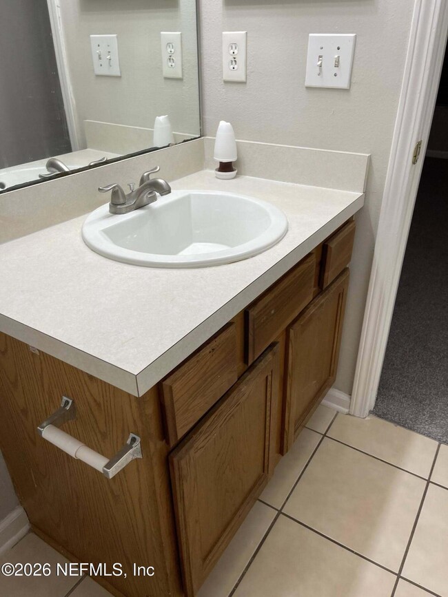 Building Photo - 7920 Merrill Rd