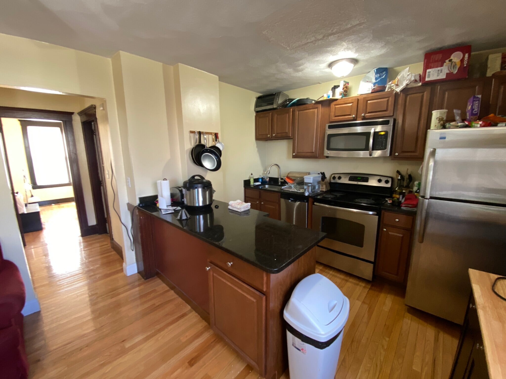 Building Photo - 221 Holland St