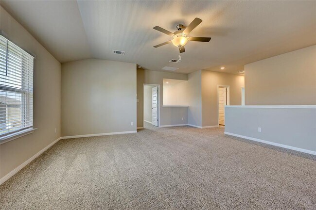 Building Photo - 117 Fairmeadow Downs Dr