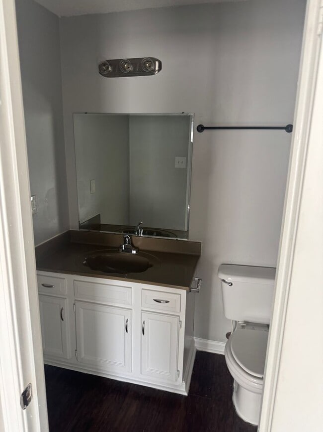 Building Photo - 5979 Cherry Creek Ln