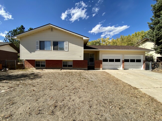 Building Photo - 310 Fairfax St