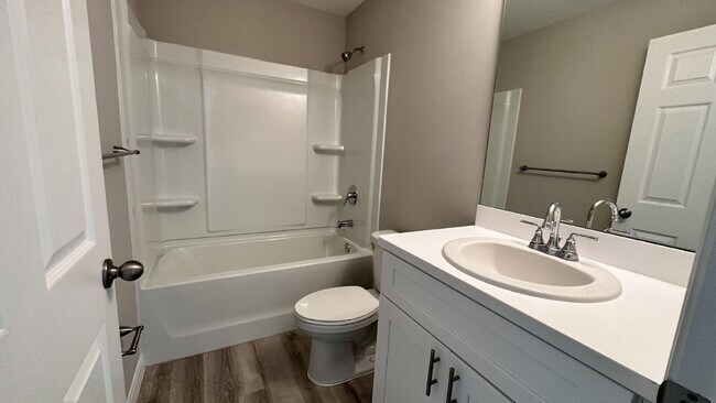 Building Photo - ***COMING SOON*** Beautiful 4BR/2BA 2 car garage home. Home is currently being enjoyed by another...