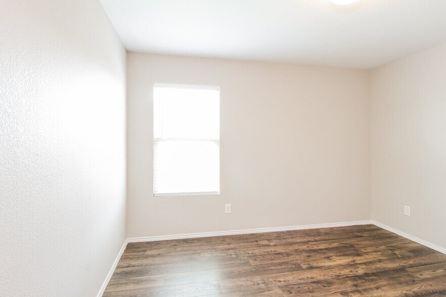 Building Photo - 12529 Nicholas Place