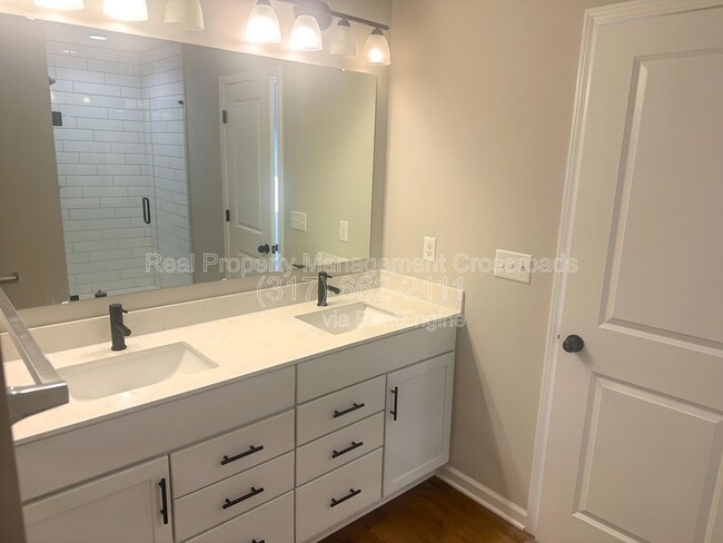 Building Photo - 2934 W New York St