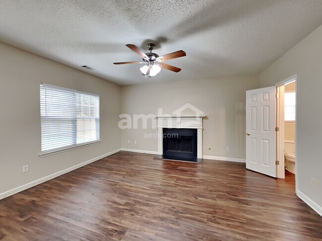 Building Photo - 3321 Metro Way