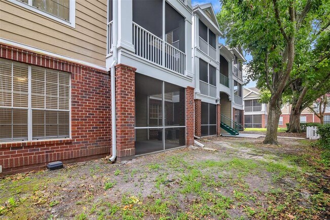 Building Photo - 8301 Elm Park Dr