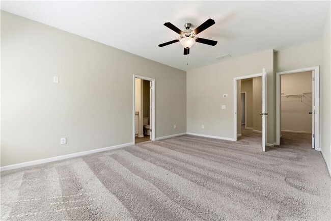 Building Photo - 231 Eva Wy