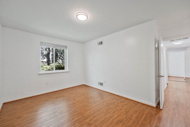 Building Photo - 12883 Cara Dr