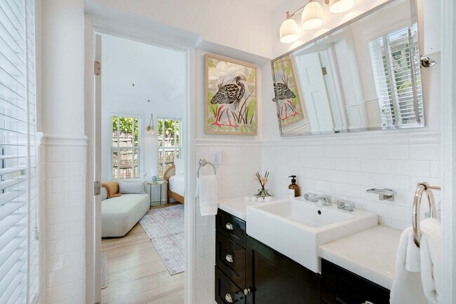 Building Photo - 4131 Lybyer Ave