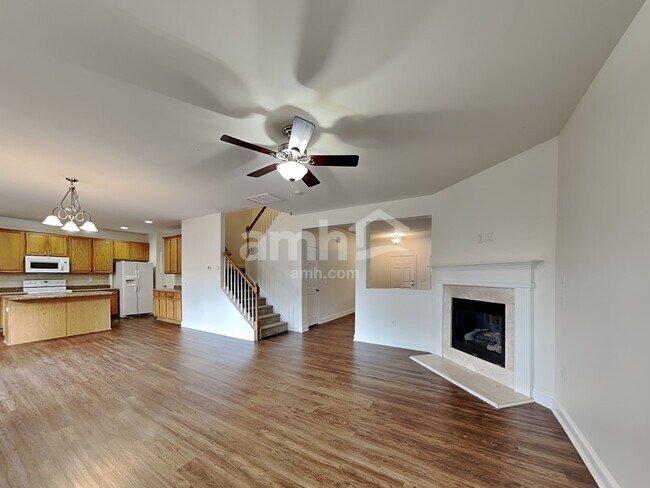 Building Photo - 4403 Mary Point Rd