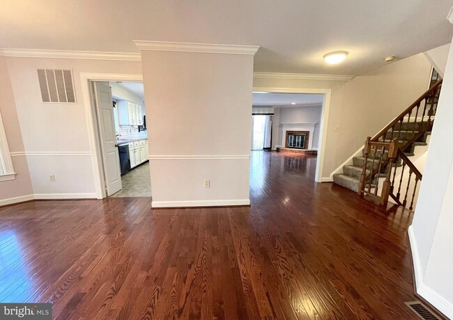 Building Photo - 6319 Chaucer View Cir