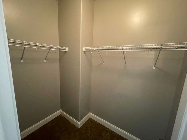 Building Photo - 4BD/4.5BA FOR RENT