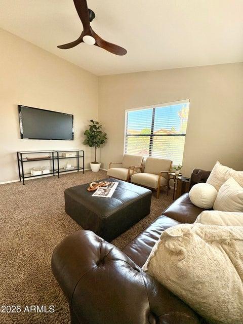 Building Photo - 5946 E Kelton Ln